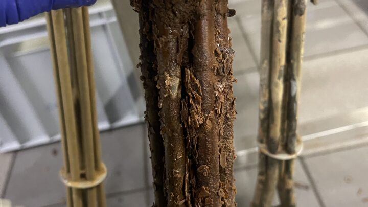 zakamieniona grzałka bojlera